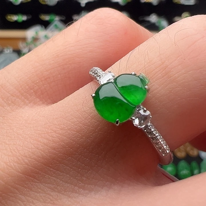 翡翠18K金镶嵌戒指葫芦7.9