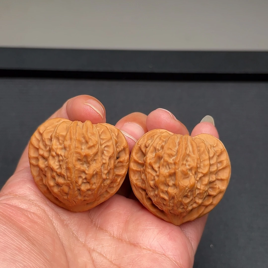 把件猴头核桃39×35全品头茬金牛狮子头XM3508