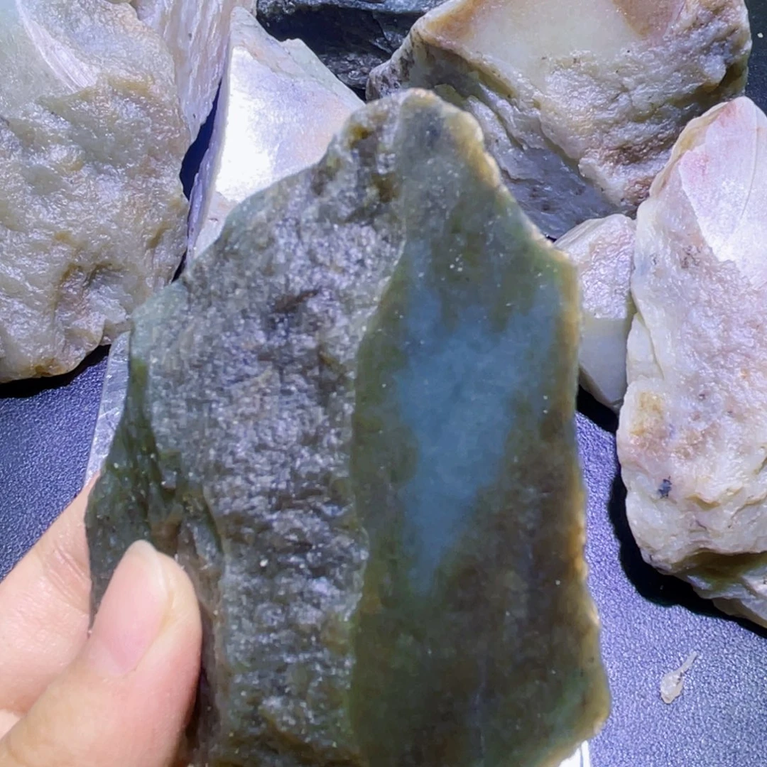 未镶嵌和田玉珠宝半成品