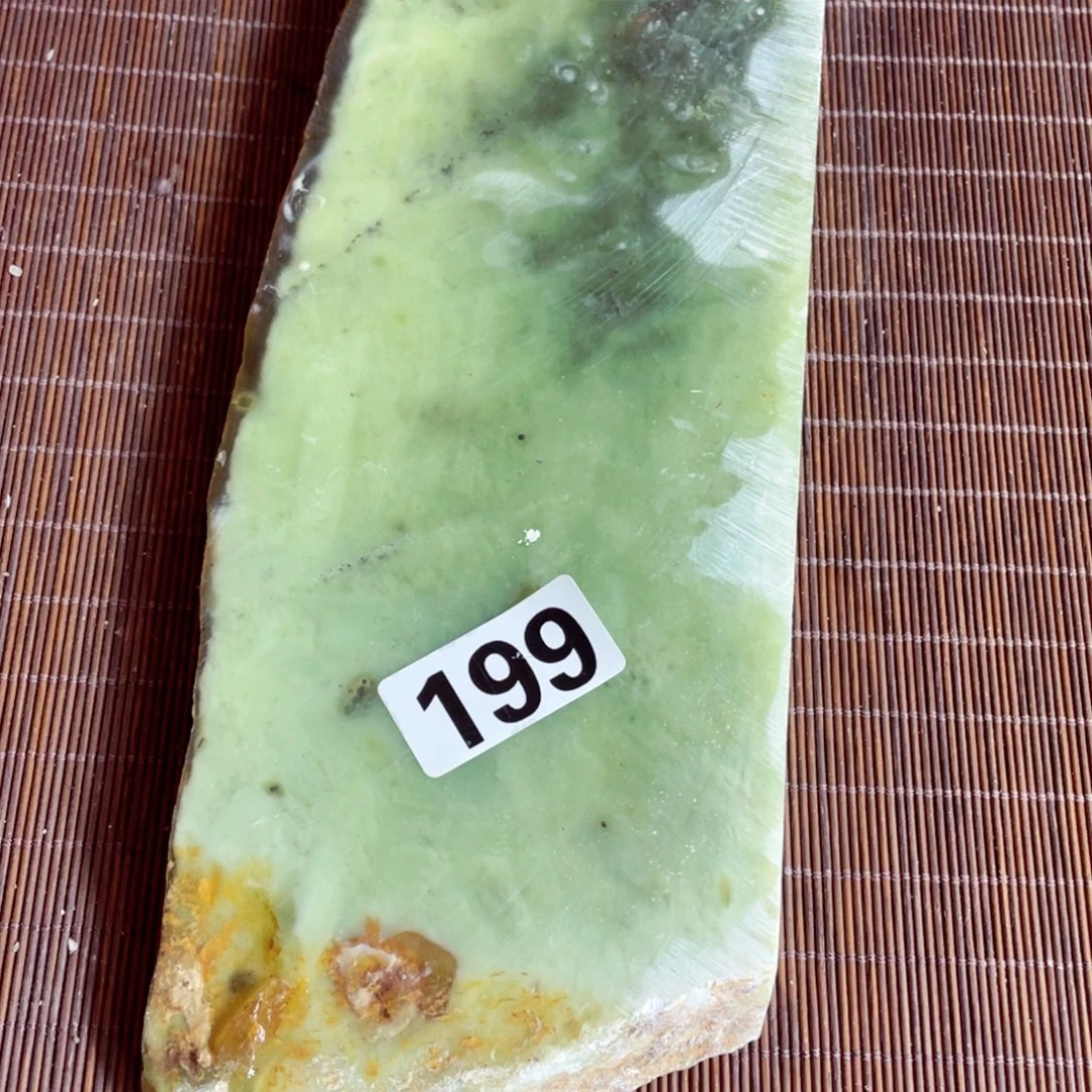 用***7未镶嵌蛇纹石玉珠宝奇石