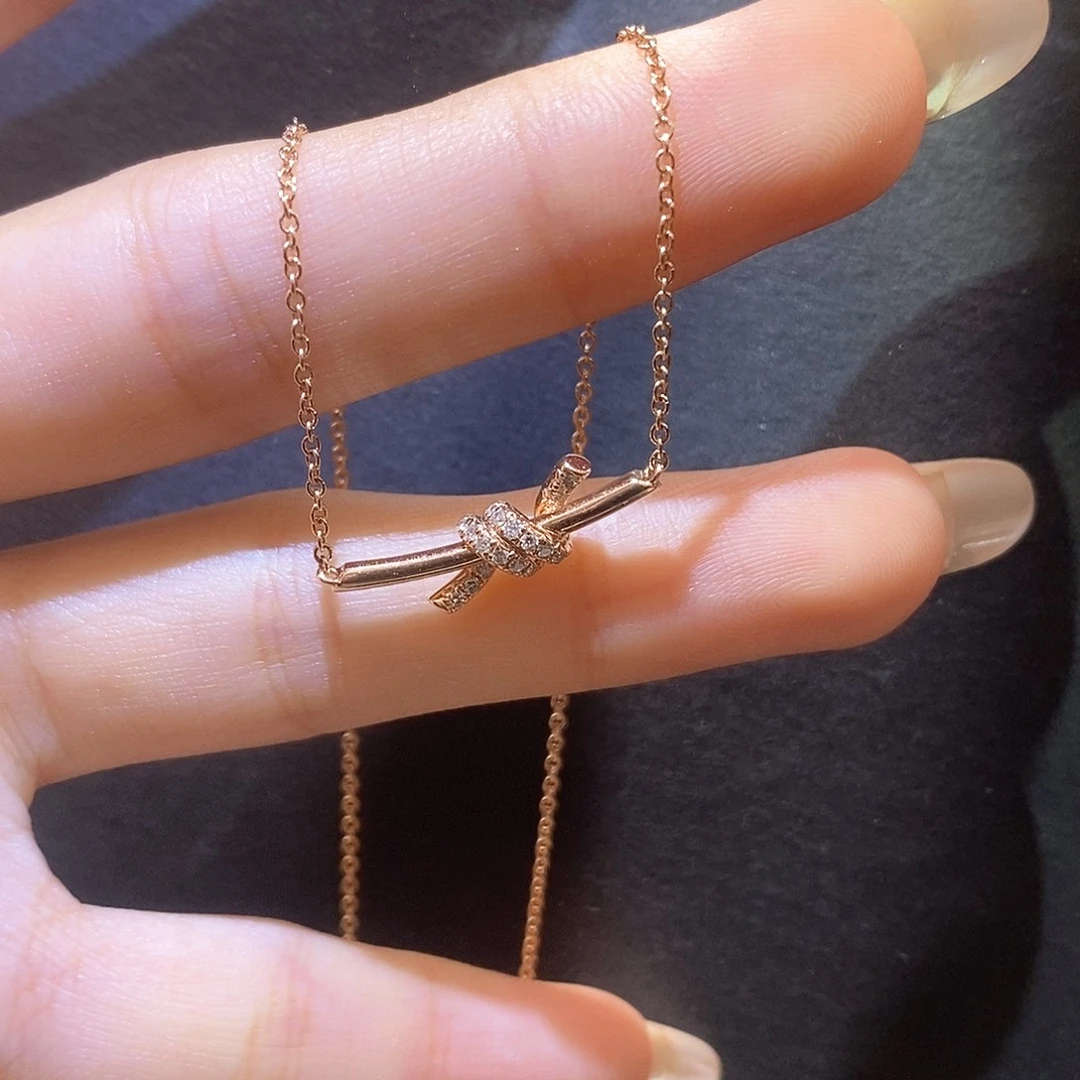 颈饰18K金镶嵌钻石小扭绳项链k玫（3.6）