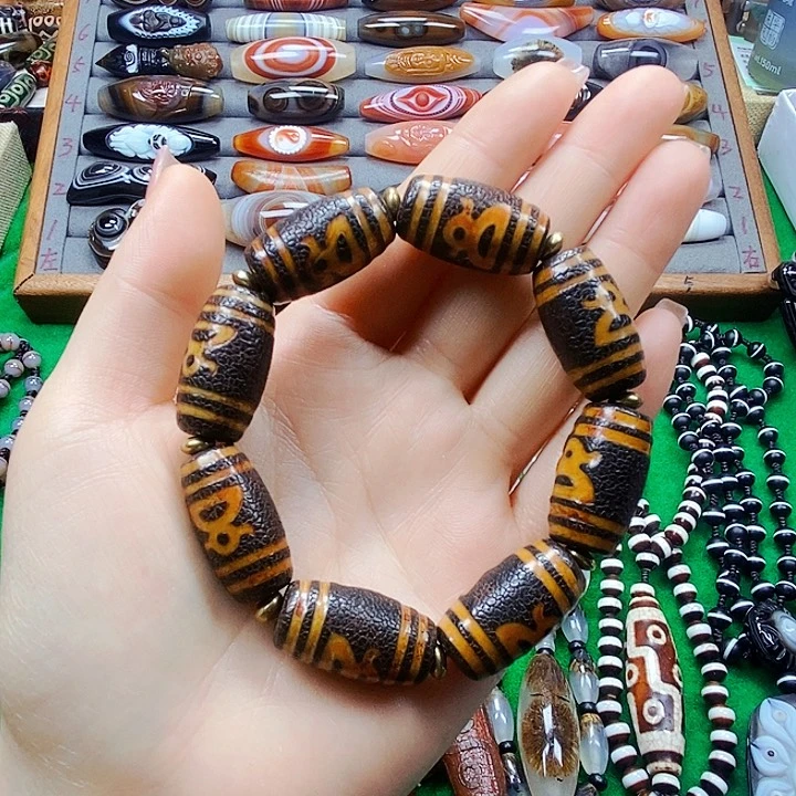 玛瑙/玉髓手串未镶嵌