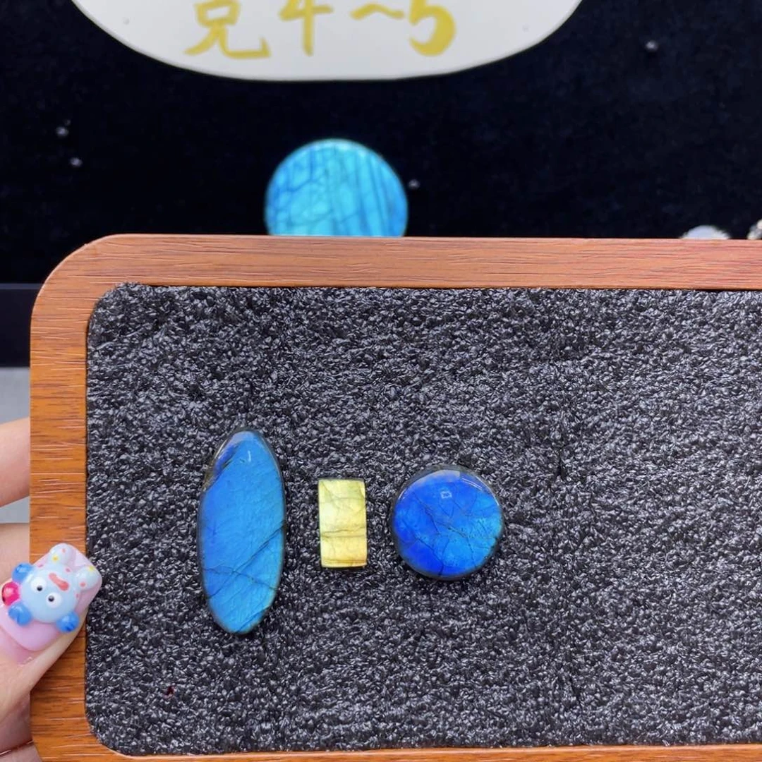 不规则未镶嵌水晶J*