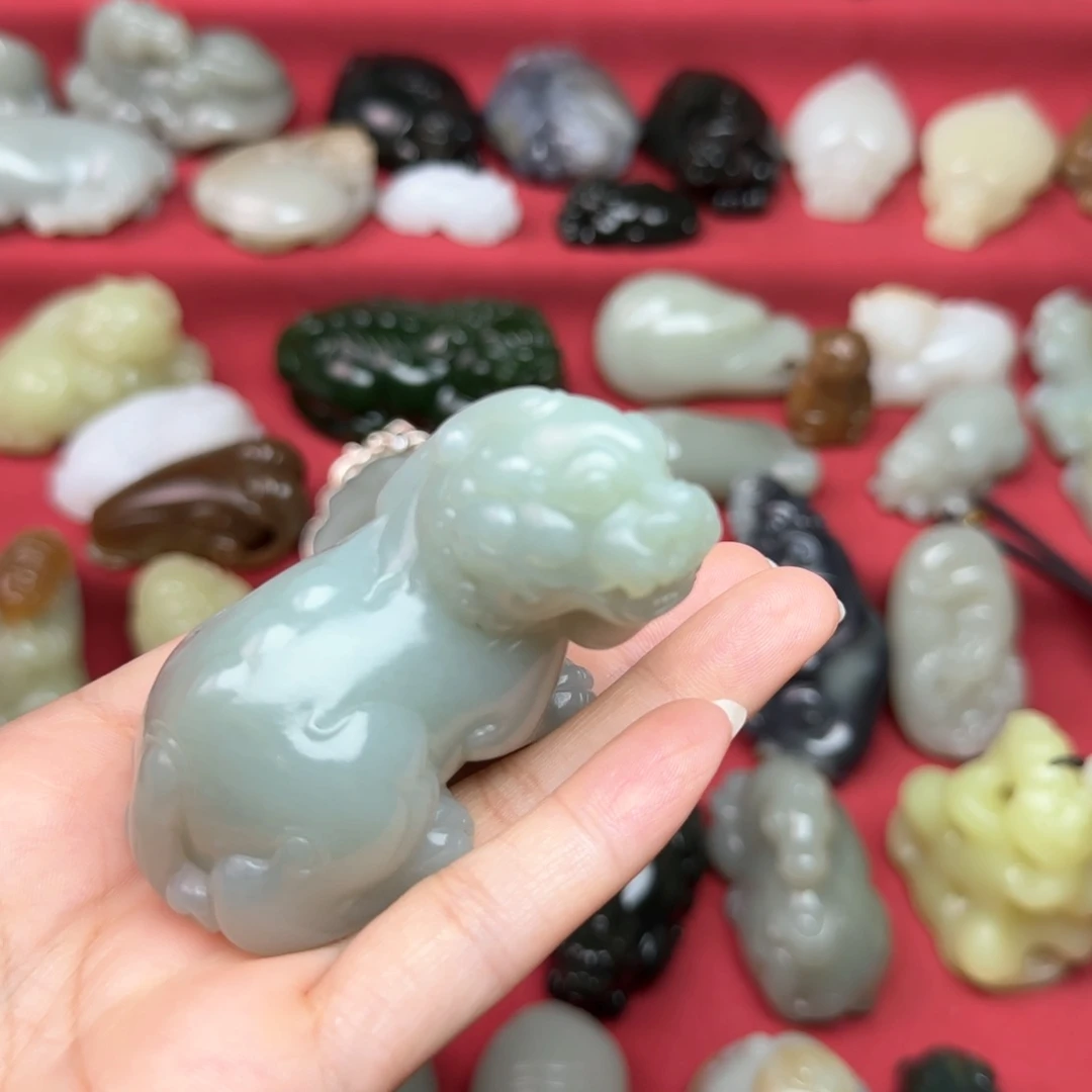 未镶嵌和田玉（糖玉）把件