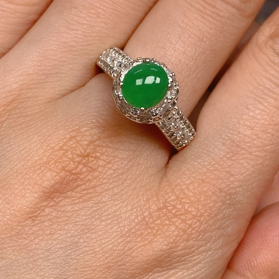 翡翠戒指未镶嵌翡翠