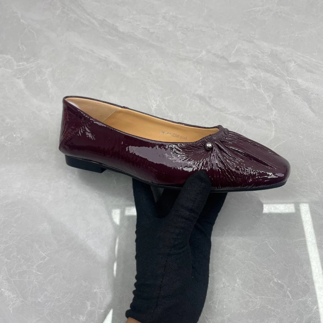 单鞋女 (牛皮) 806-62（孤品）d区37/码