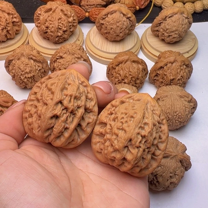 文玩核桃把件金公子40