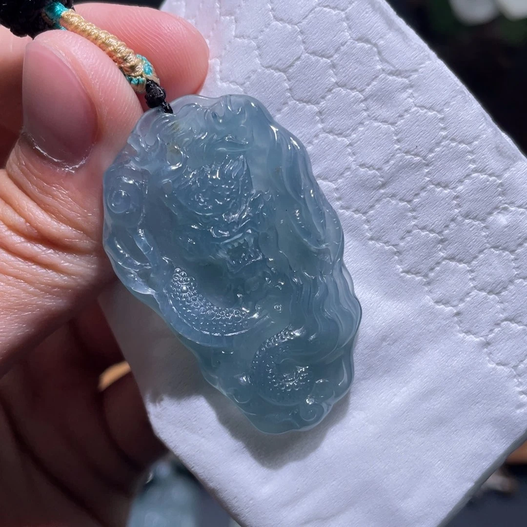 定制翡翠未镶嵌吊坠危