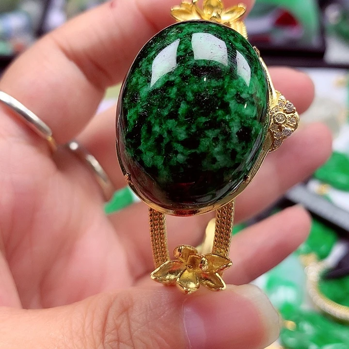 翡翠银S925镶嵌颈饰翡翠