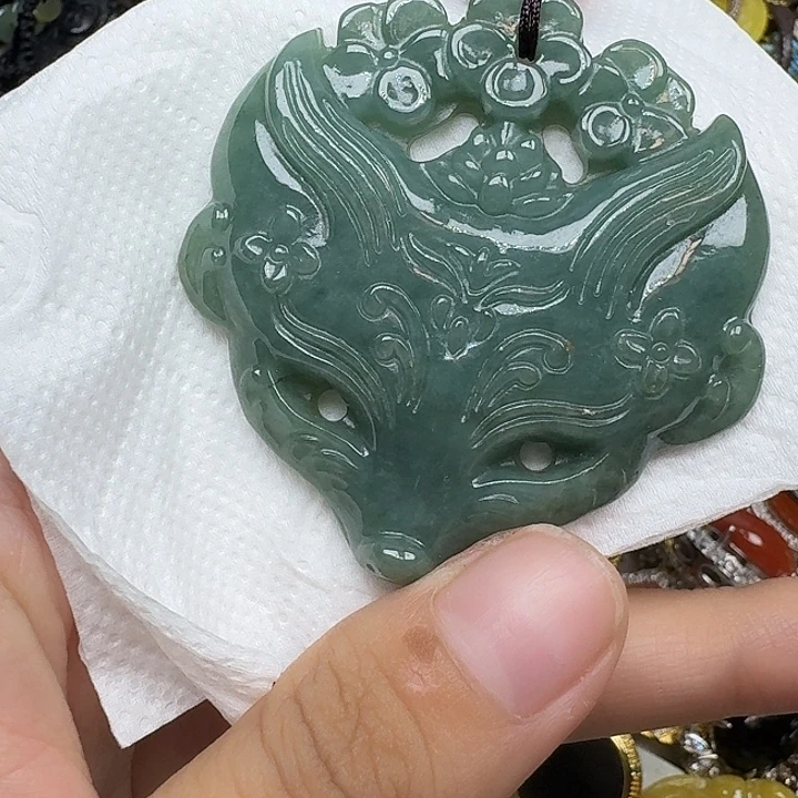 颈饰未镶嵌翡翠翡翠