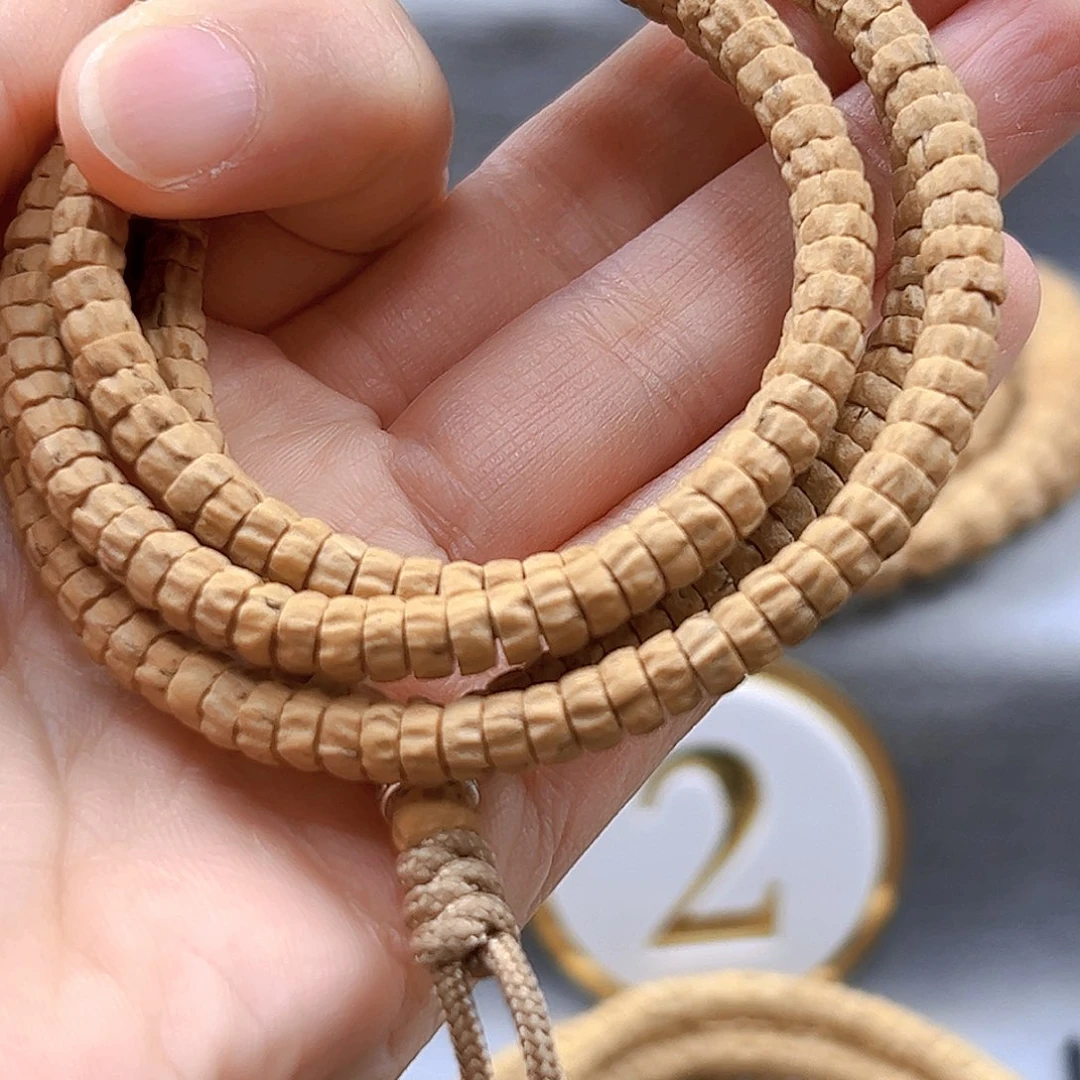 柏香籽/百香籽手串和****”