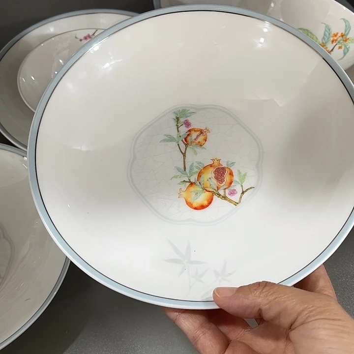 瓷片微瑕骨瓷盘两只装石榴