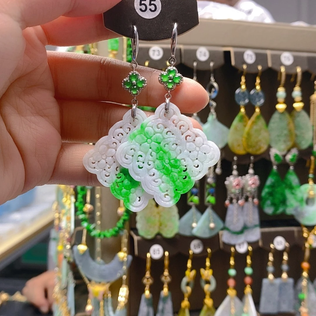 未镶嵌翡翠耳饰翡翠