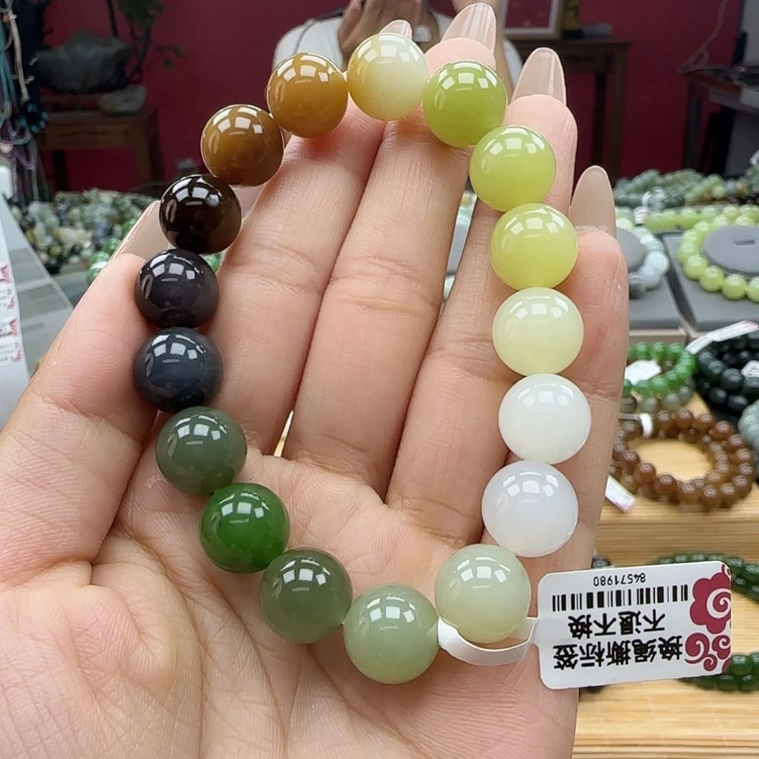 和田玉未镶嵌手串