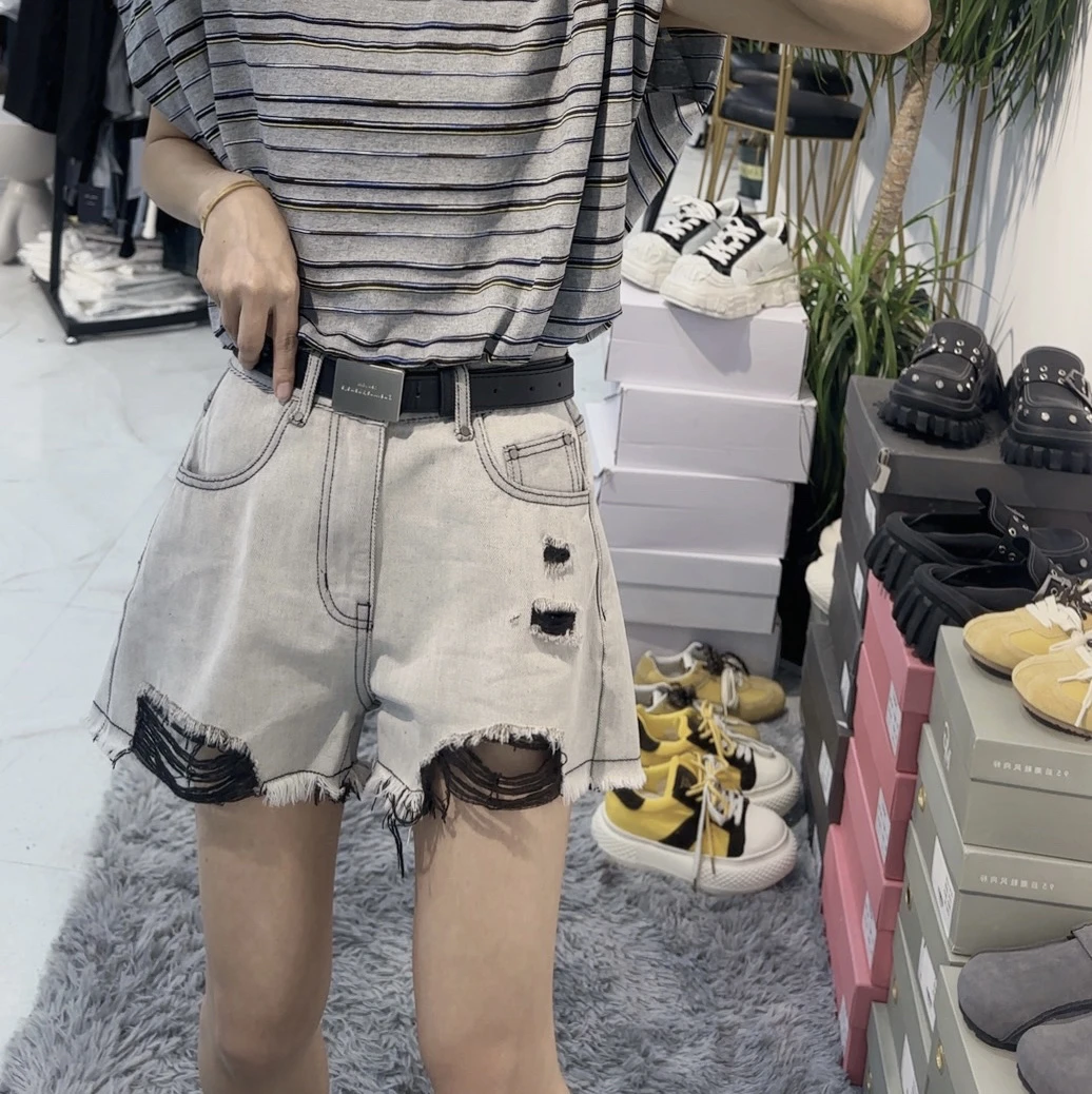 破洞牛仔短裤时尚款闺蜜女装