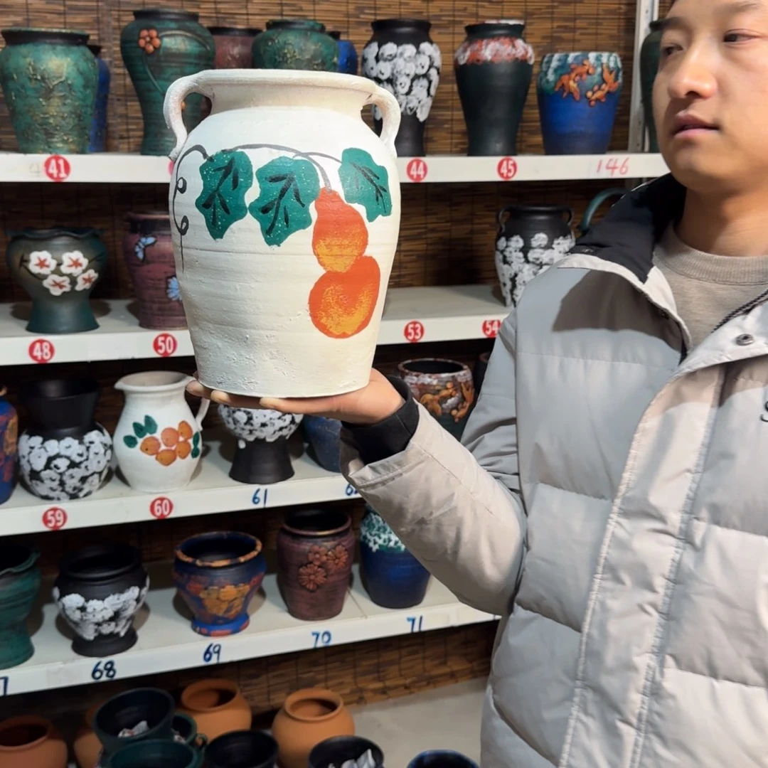 红陶浮雕花盆炸炸炸了