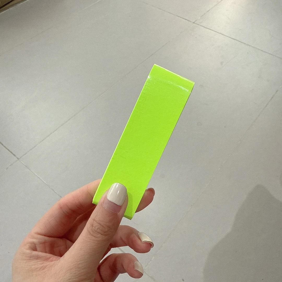 手胶一条（颜色随机）