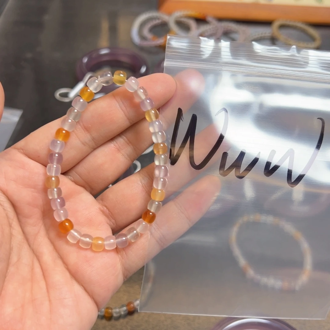 W***W玛瑙/玉髓未镶嵌珠宝半成品