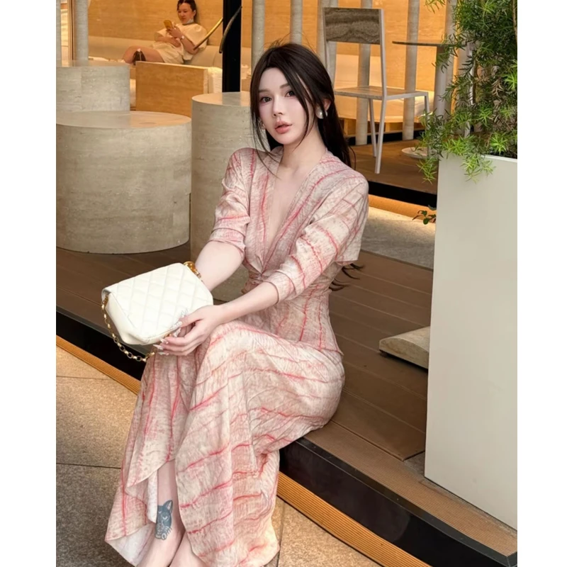 清冷法式优雅吊带连衣裙收腰显瘦气质长裙