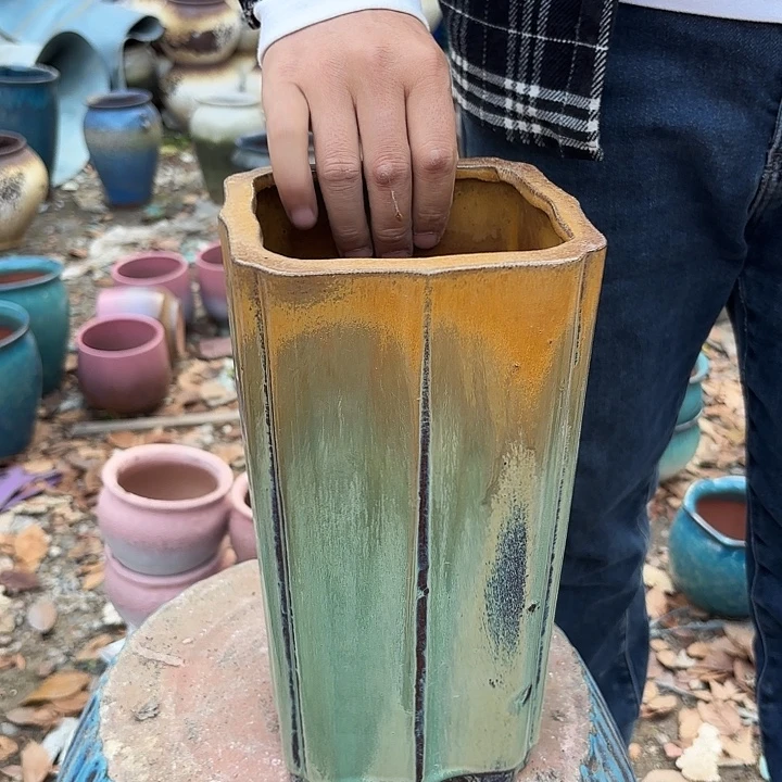 高度27厘米口14厘米