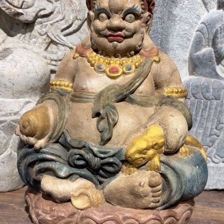 漳***司精美全品案头摆件