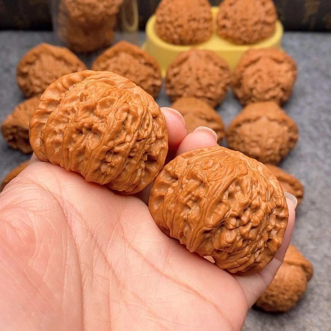 文玩核桃把件精品特价白狮子45全品