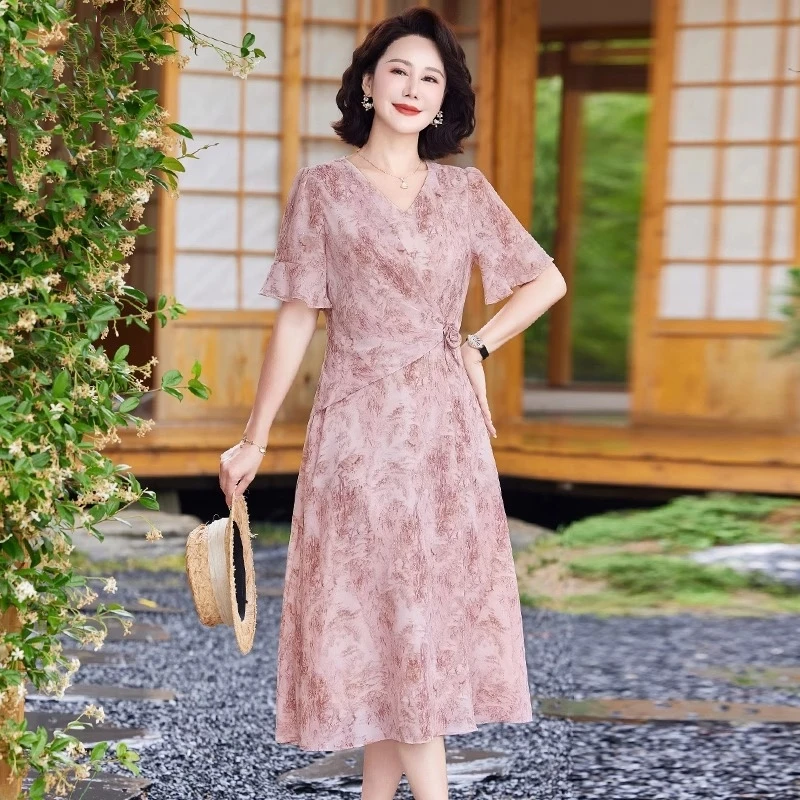 中年妈妈夏装连衣裙气质短袖雪纺裙中老年女装夏季洋气收腰长裙子