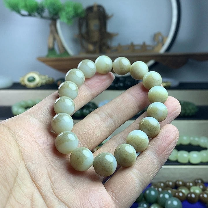 和田玉未镶嵌手串