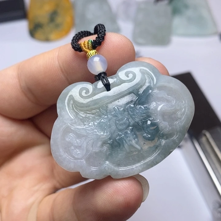 颈饰未镶嵌翡翠翡翠