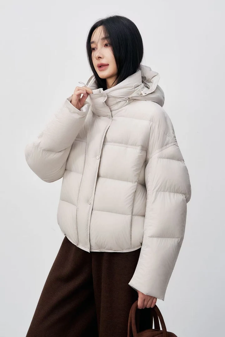 90白鸭绒新款2025羽绒服冬季泡芙系列休闲百搭小个子羽绒服