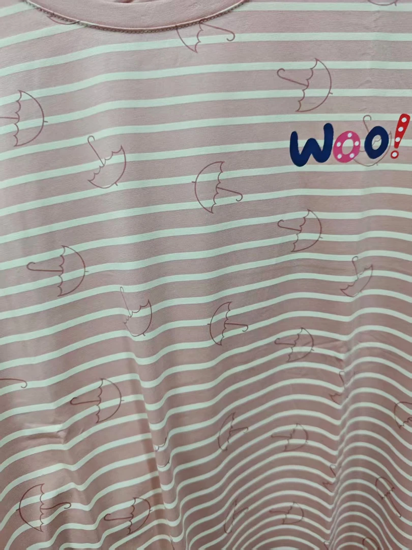 【言言分享】亲肤柔软舒适短袖圆领条纹粉色睡裙