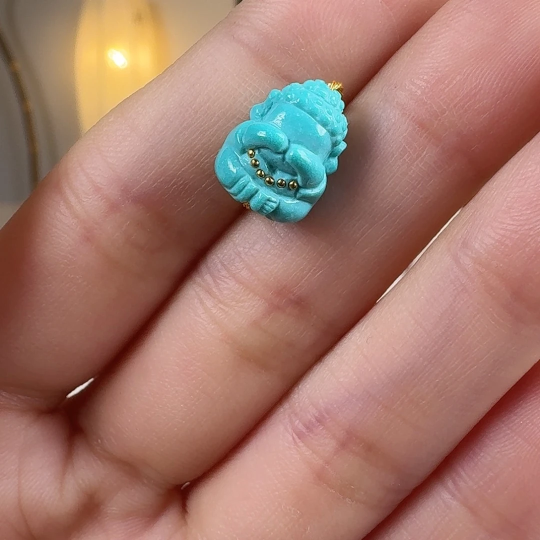 绿松石未镶嵌挂件