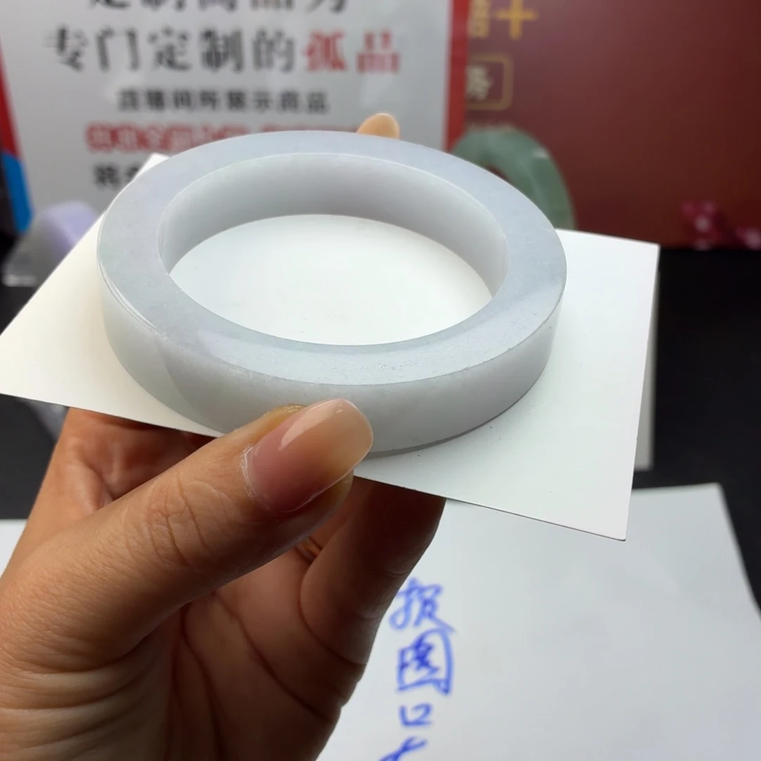 鹿***儿未镶嵌翡翠定制翡翠