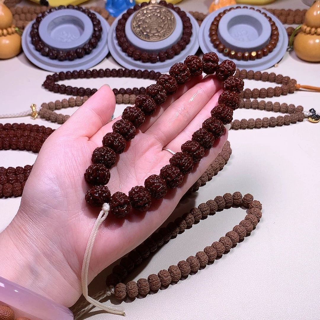 吊坠文玩核桃红方印