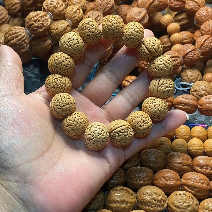 文玩核桃手串桃核