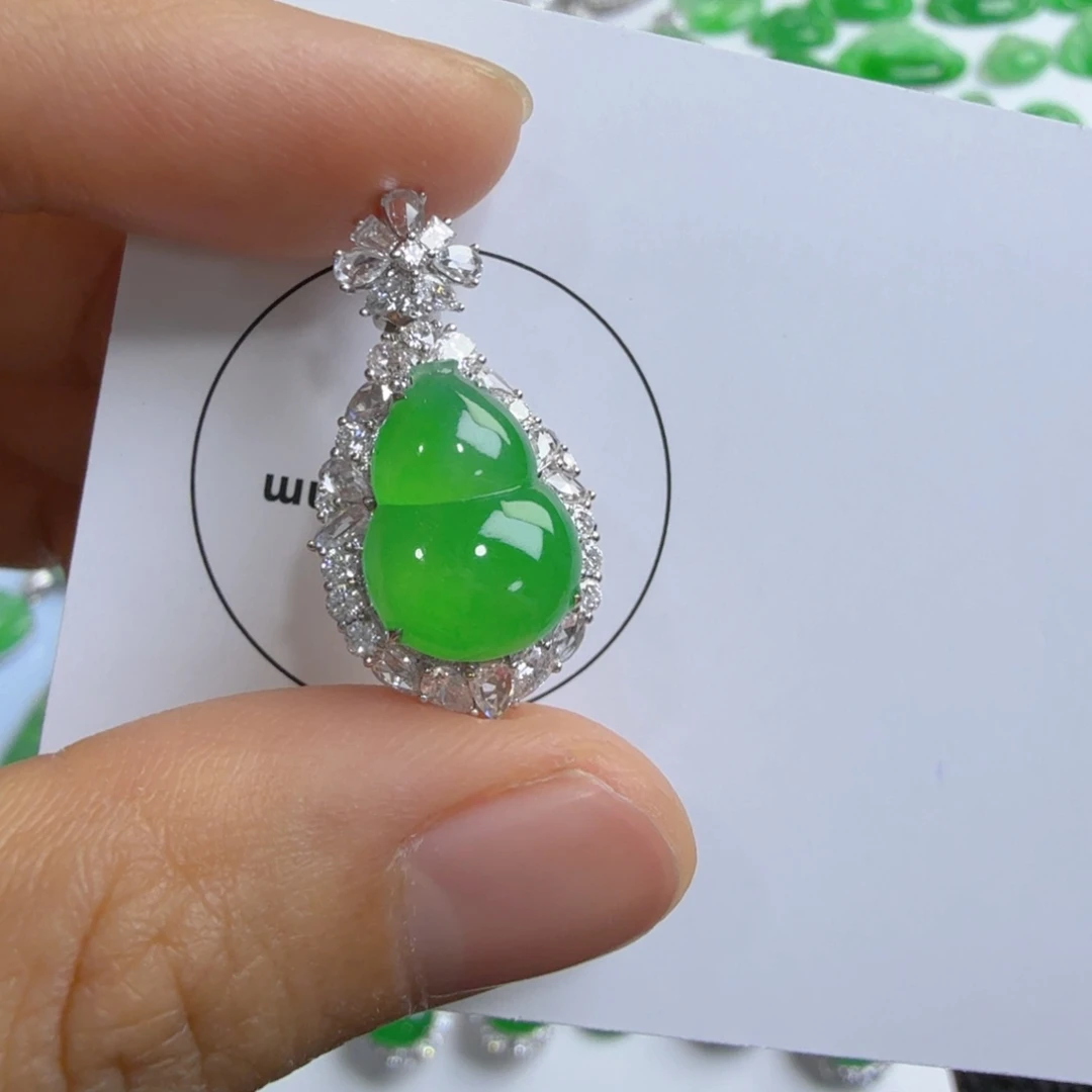 吊坠(不含链)未镶嵌翡翠葫芦