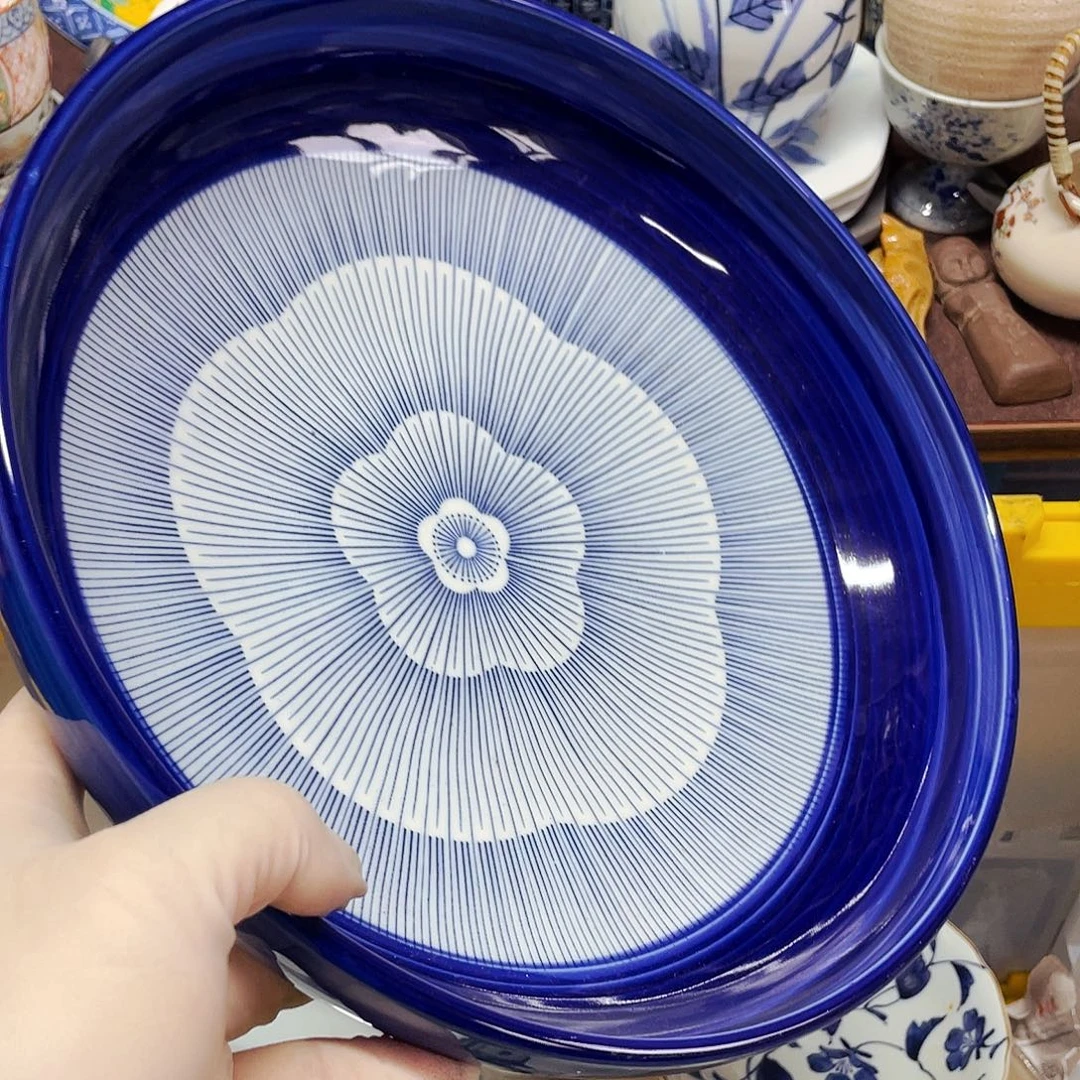 67887668898777887777