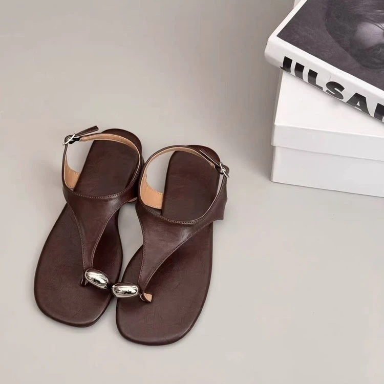 复古一字扣带平底套趾凉鞋女2025夏季新款夹趾罗马露趾凉鞋女外穿