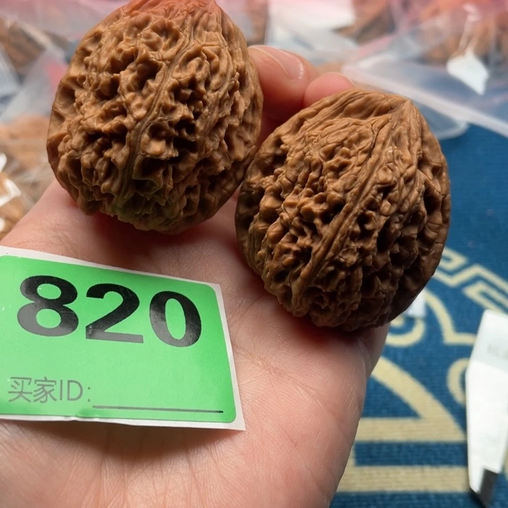 文玩核桃吊坠南疆