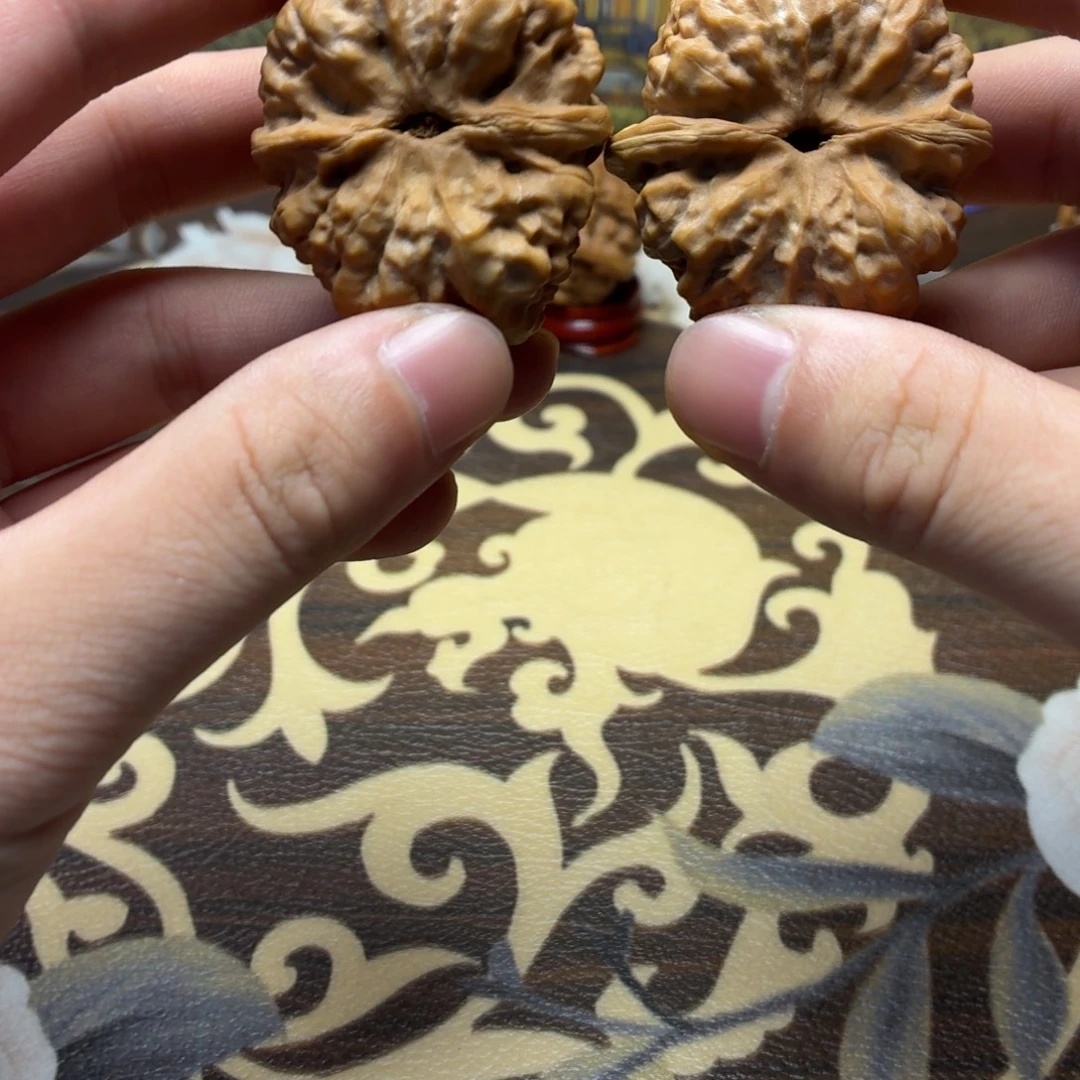 h***ᐝ文玩核桃把件蛤蟆头D05