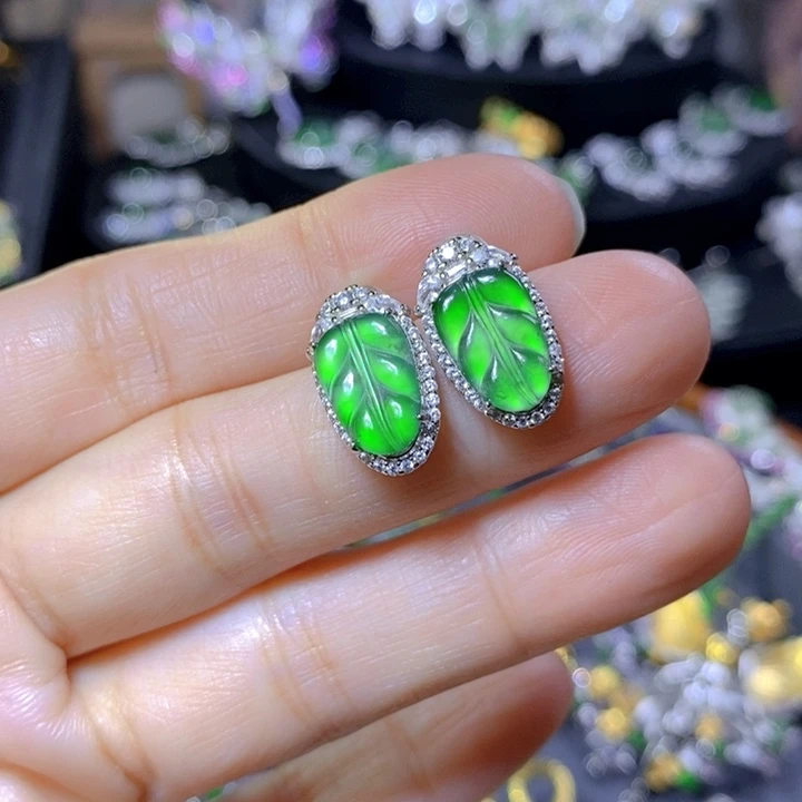 翡翠戒指银S925镶嵌天然翡翠