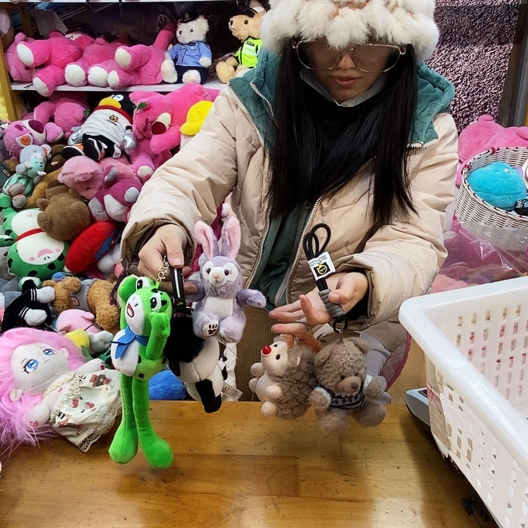 毛绒小****?毛绒玩具373