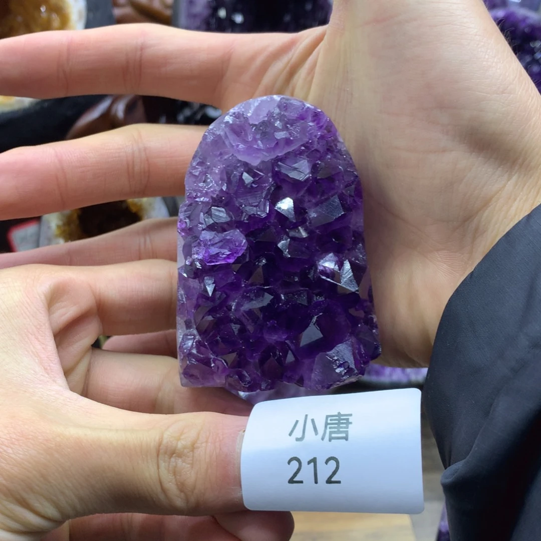 紫晶大型摆件（非配饰）未镶嵌