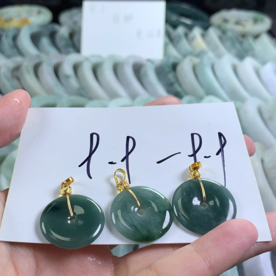 翡翠颈饰未镶嵌多样性发一件