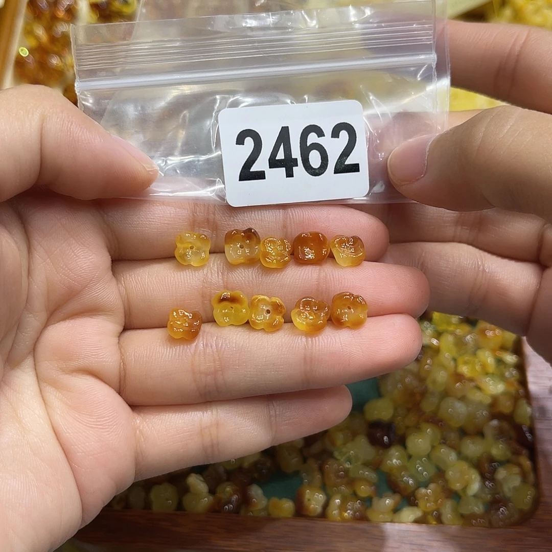 琥珀未镶嵌珠宝奇石