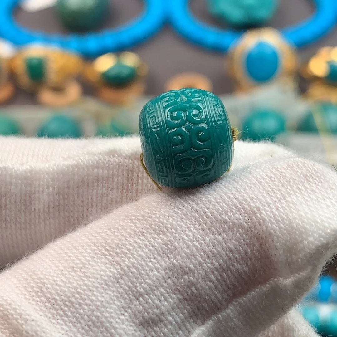 绿松石未镶嵌绿松石11*10mm