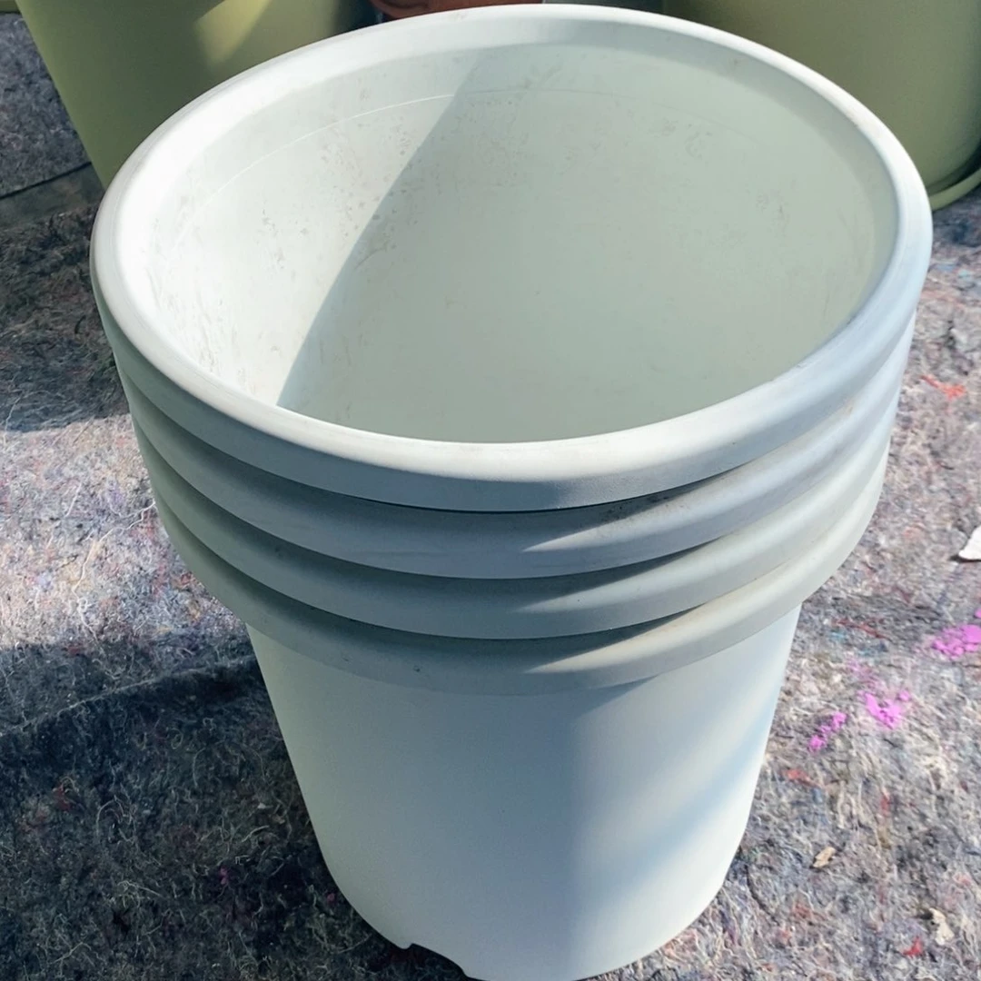 树脂4个7加奶白瑕疵无托