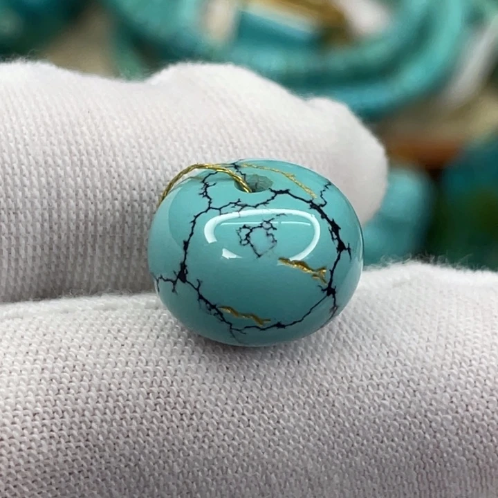 绿松石未镶嵌挂件