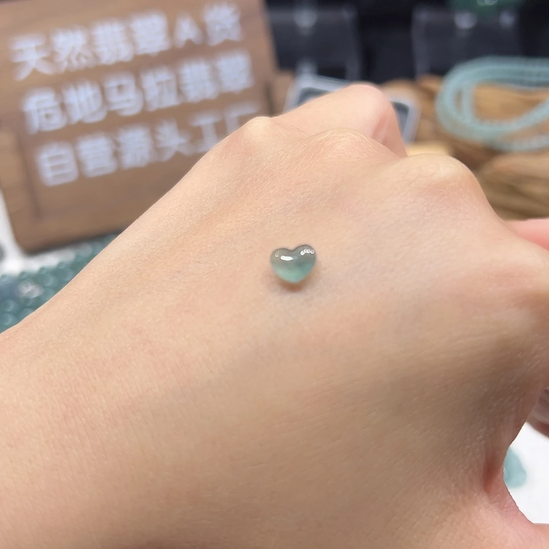 翡翠未镶嵌手链翡翠