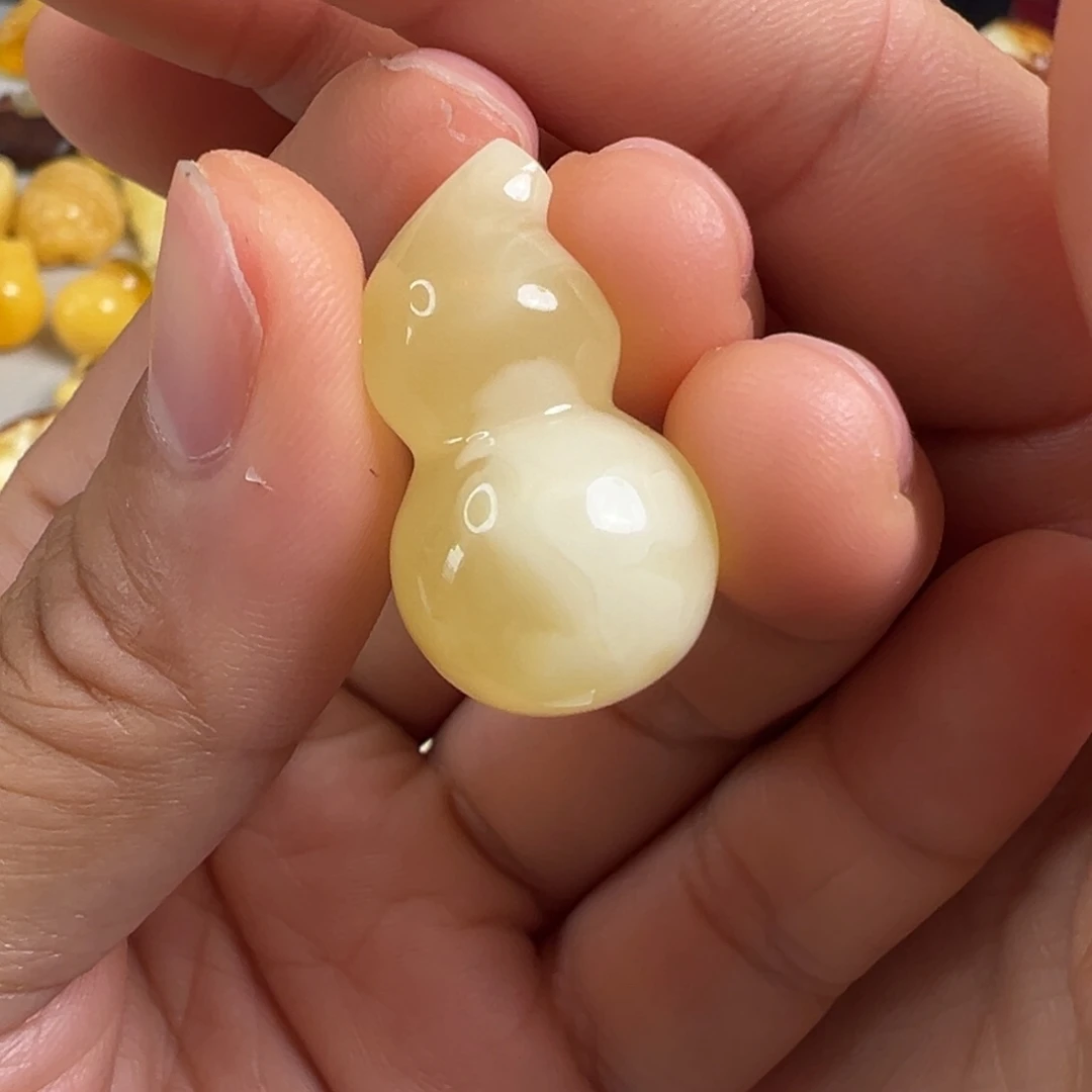 蜜蜡未镶嵌裸石蜜蜡